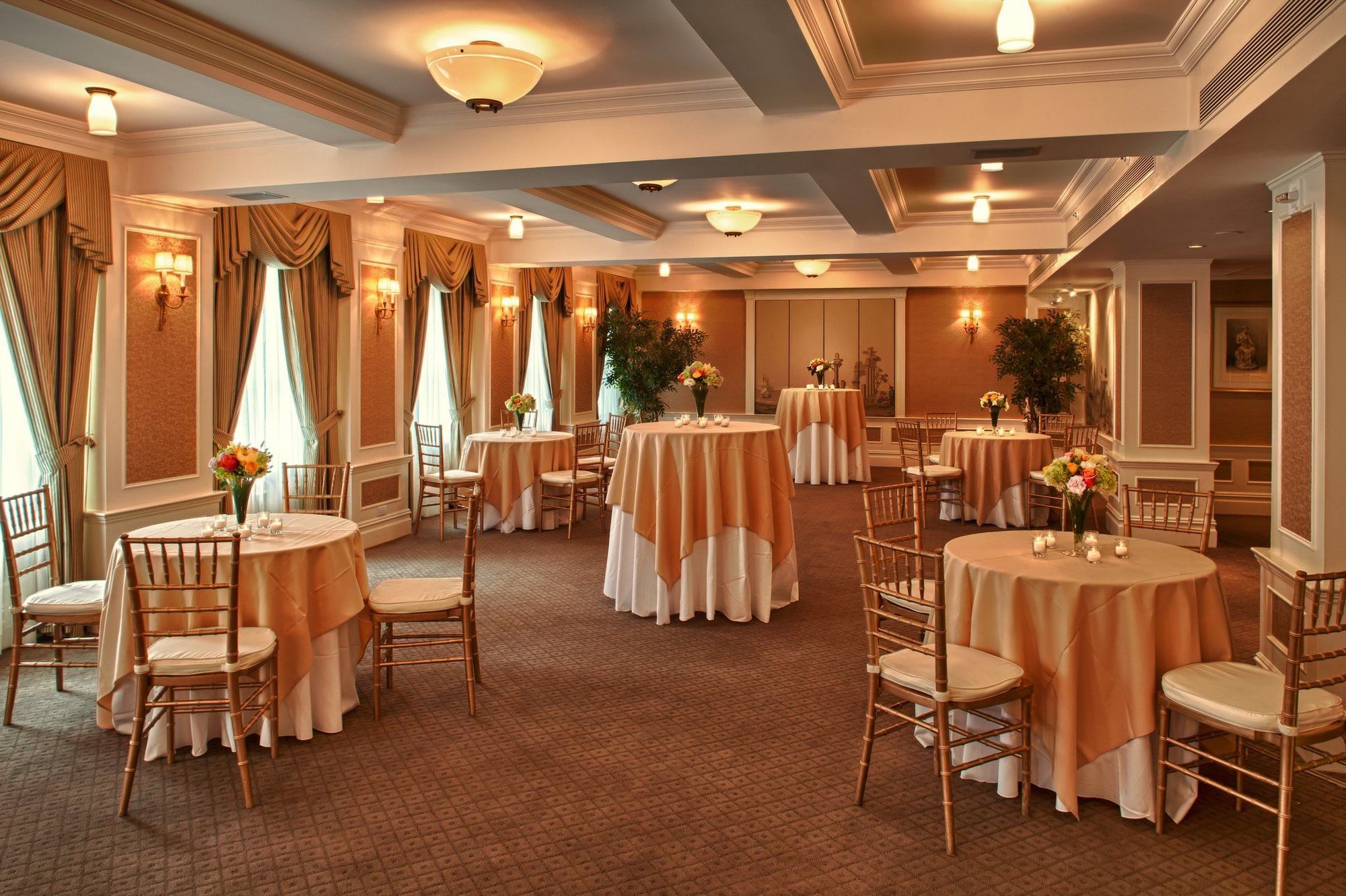 Hotel Plaza Athenee New York Luaran gambar